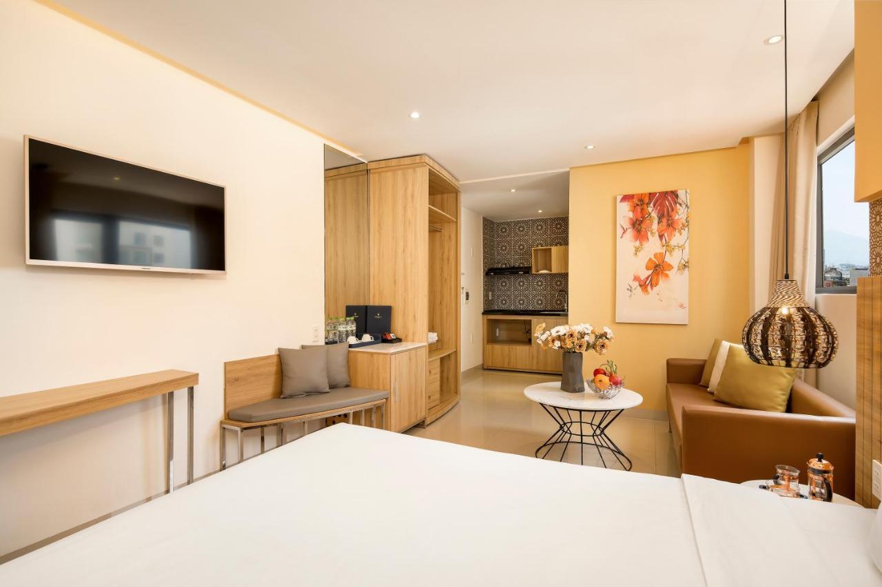 Bella Merry Hotel And Apartment Дананг Екстер'єр фото